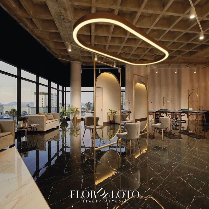 Centro de Salud y Belleza: Lotus Purple Chihuahua photo