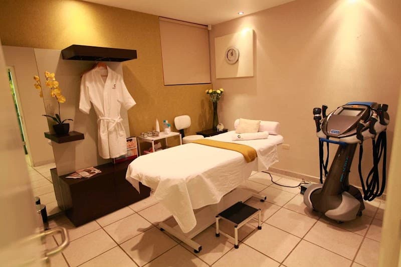 Centro Integral de Medicina Estetica Carolina Laverde CIME CL Guanajuato photo