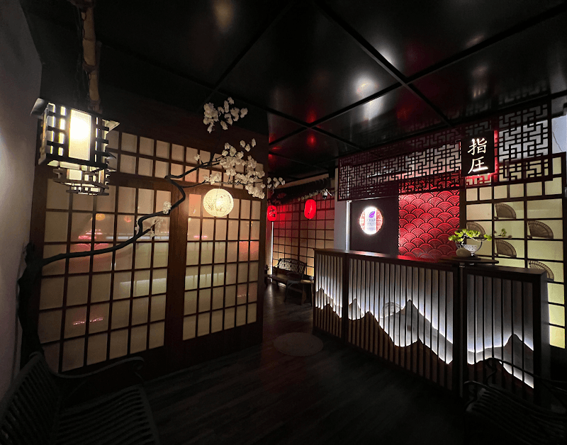 Chair Touch - Massage Chair Lounge & Spa Negombo photo