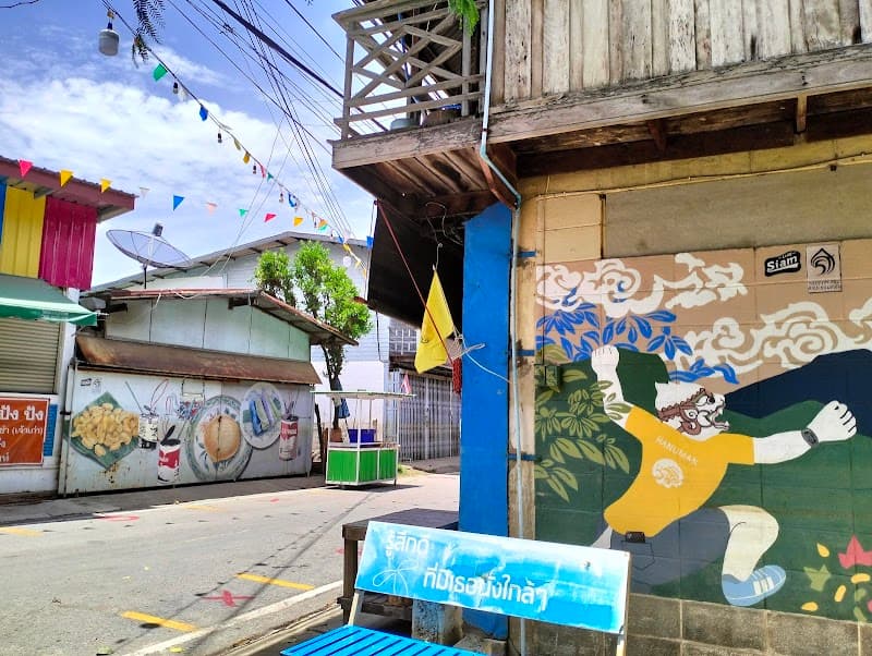 Chao Phraya Hatwet Sapphaya photo