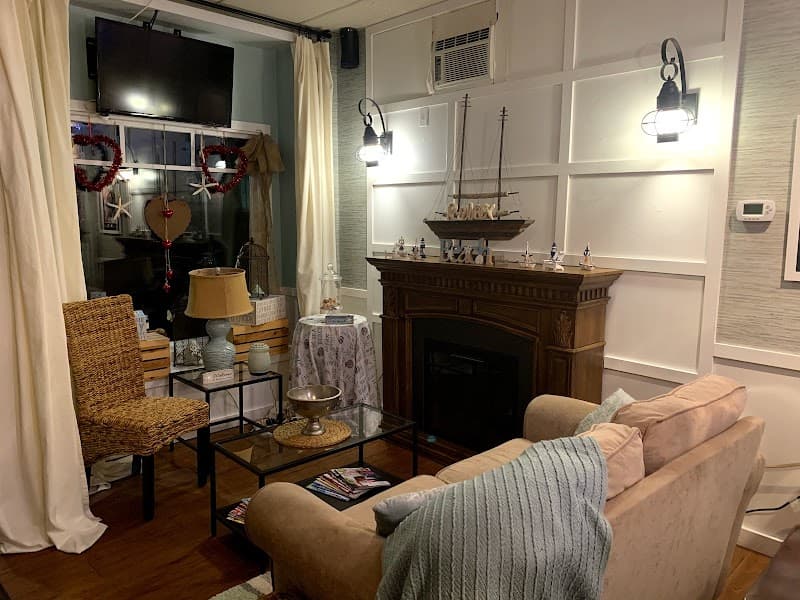 Chatham Beach Salon Thomaston photo