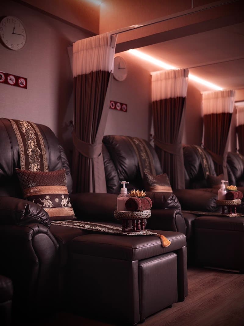 CHERAIM THAI MASSAGE - Sukhumvit 3/1 Bangkok photo