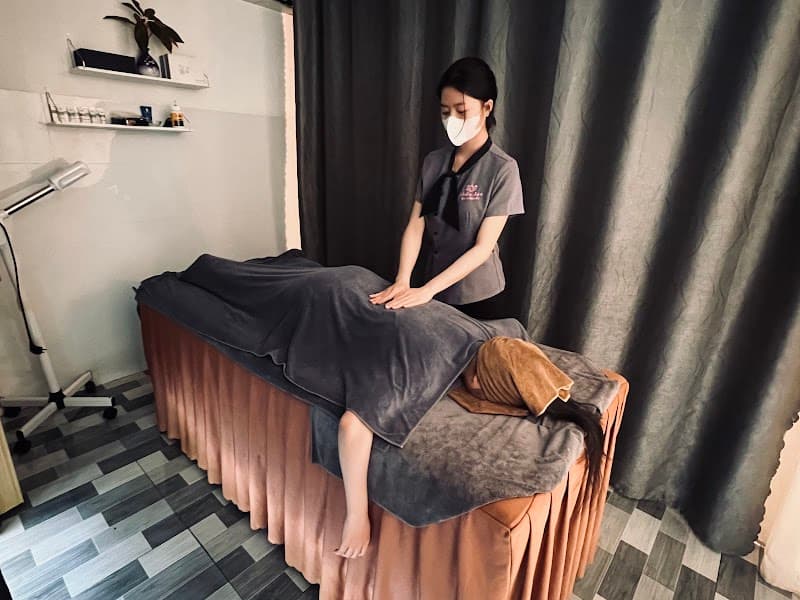 Chilly Spa ( massage, facial, hair wash, waxing) Phú Quốc photo
