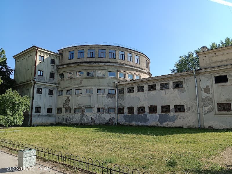 Chkalovskie Baths Saint Petersburg photo