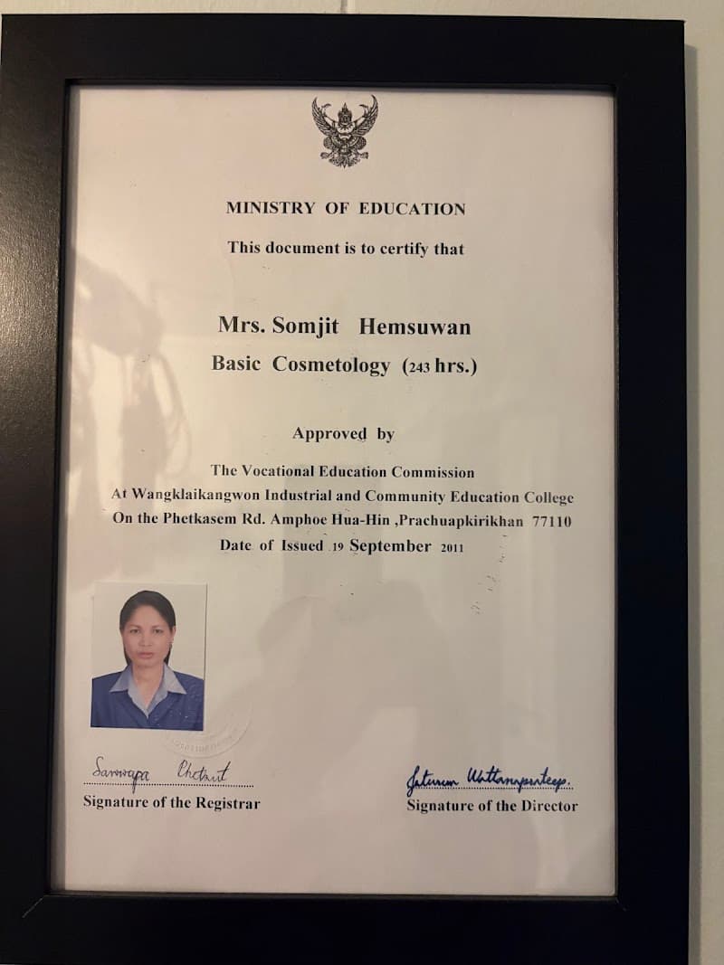 Chollada Thai Massasje Kirkenes photo