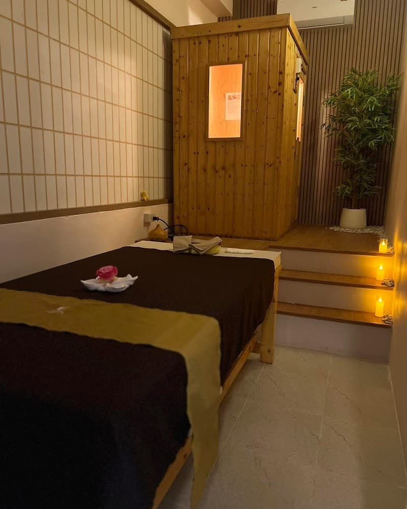 Chom Ngam Massage and Spa Kumphawapi photo