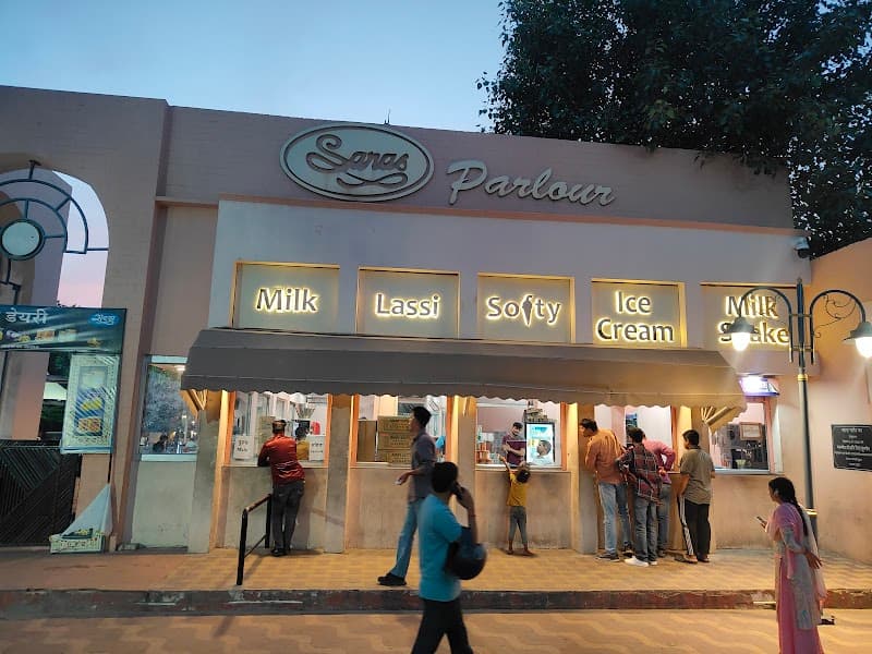 Choudhary Saras Parlour Jaipur photo
