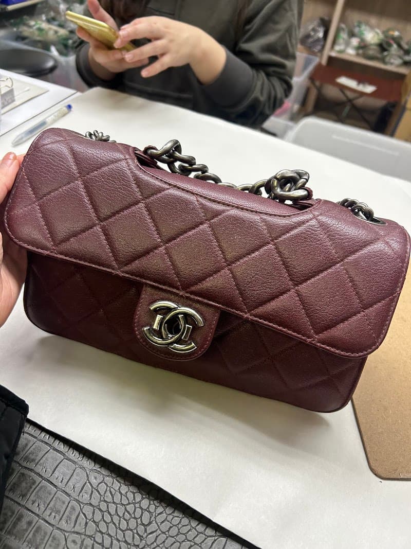 Chuangsheng Leather Professional Dyeing (Tianmu Branch) Leather Spa Taipei City photo