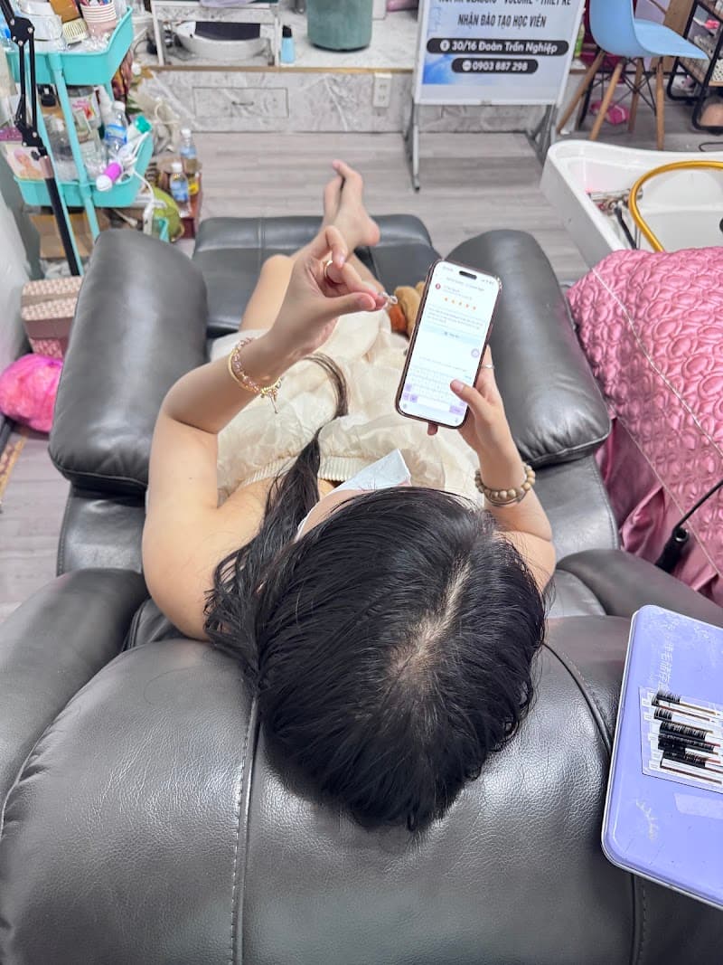 Chuyên nối mi Ngân Beauty Lashes Huyện Vĩnh Thuận photo