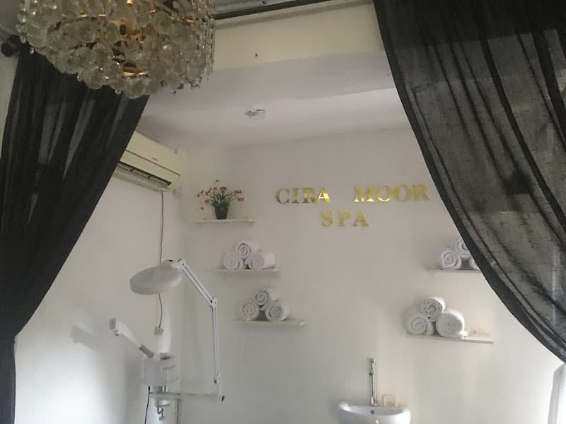 Cira Moor Unisex Salon & Spa Warri photo