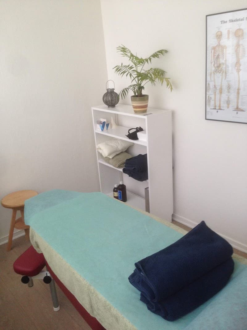 Cj:s Massagelokal Örebro photo