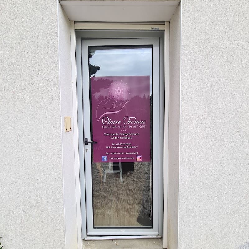 Claire Tromas, atelier massage bébé - atelier massage parents/enfants Châteauroux photo