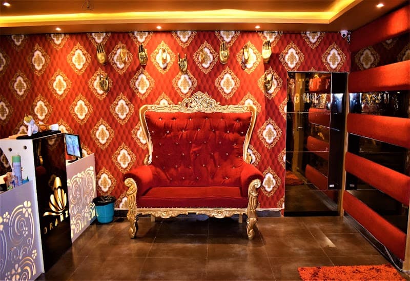 Classic Beauty Crown & Spa Center Gwalior photo