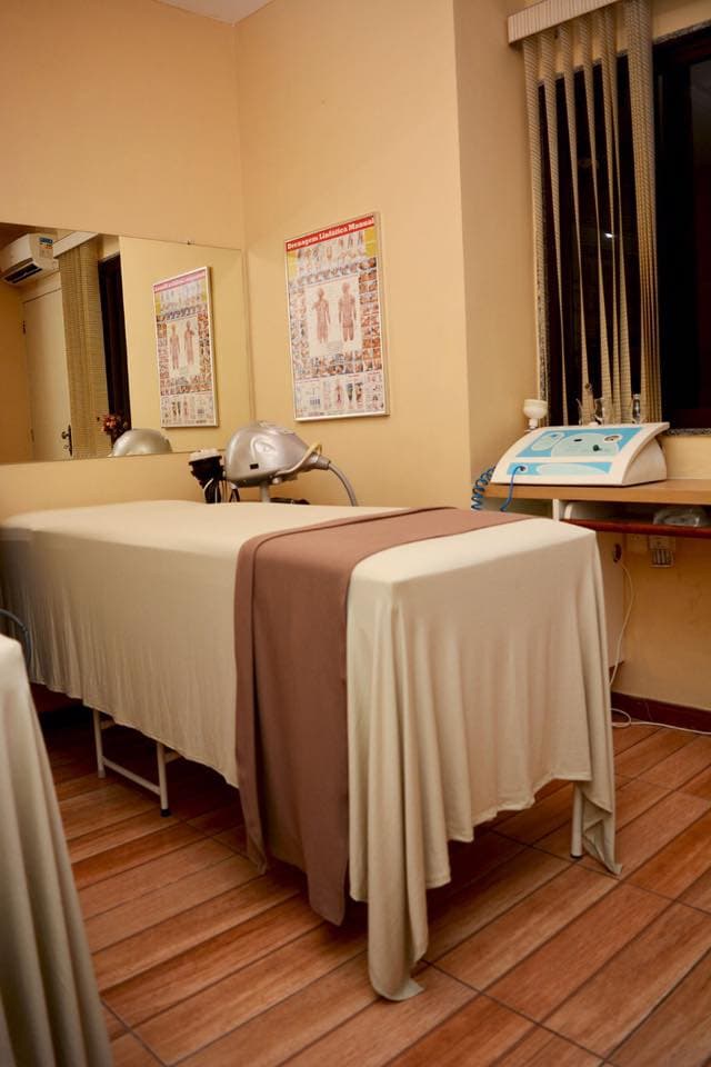 Cláudia Gueiros Estética Mesquita photo