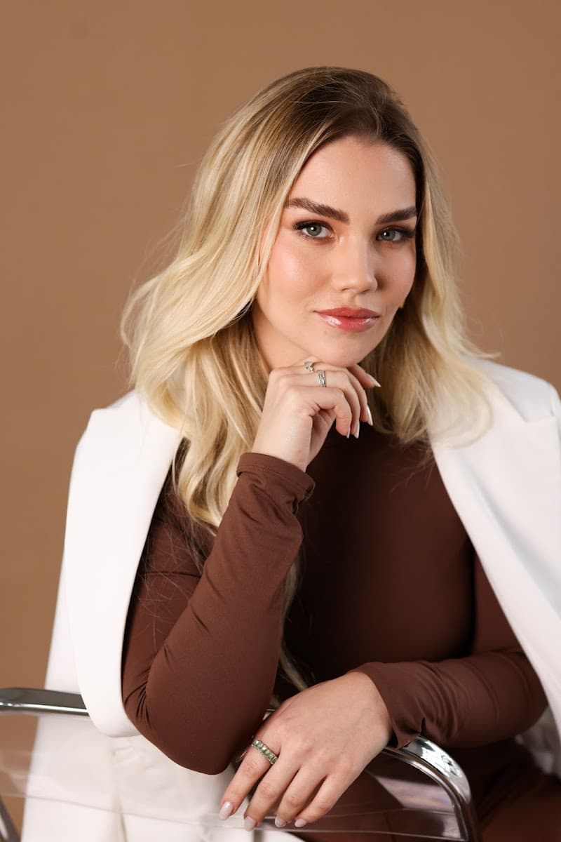 Clínica Estética Kátia Falcão Santa Gertrudes photo