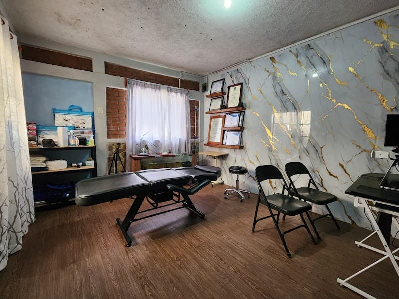 Clínica Quiropráctica y Terapéutica LifeZone. Panajachel photo