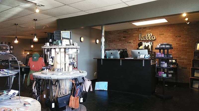 Clipzone Salon and Spa Anderson photo