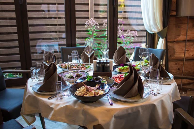 Club Chalet Heroiv Kharkova Ave photo