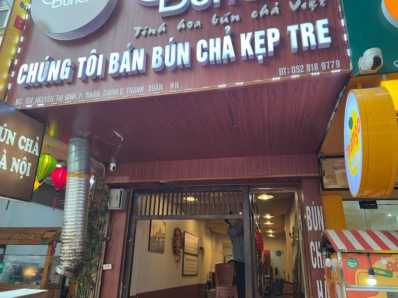 Cô Ba Nguyên Trung Hoa Quận Cầu Giấy photo