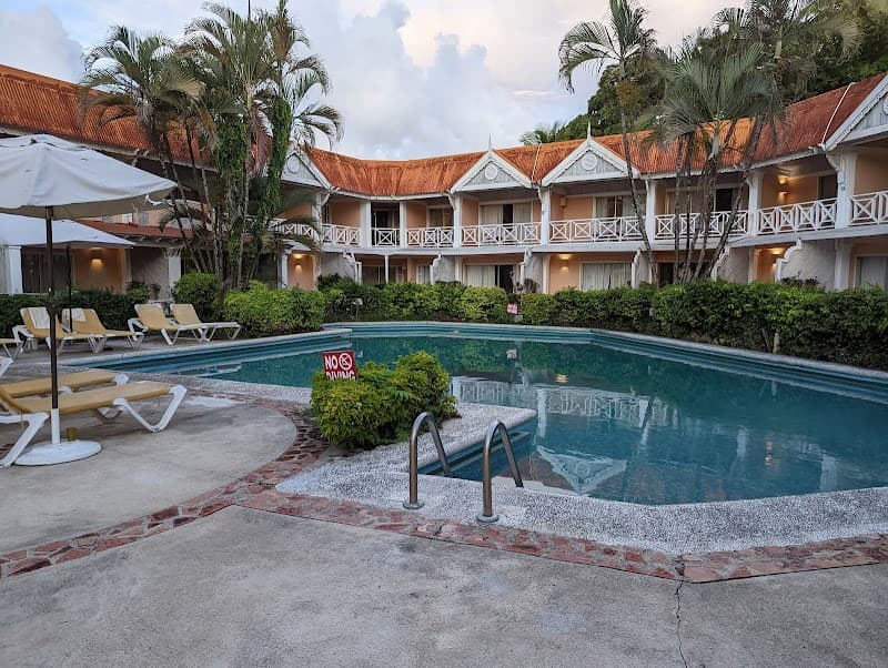 Coco Reef Resort & Spa Trinidad photo