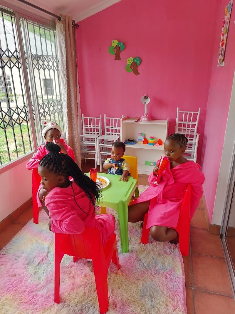 Ladysmith cocolooksgroup photo