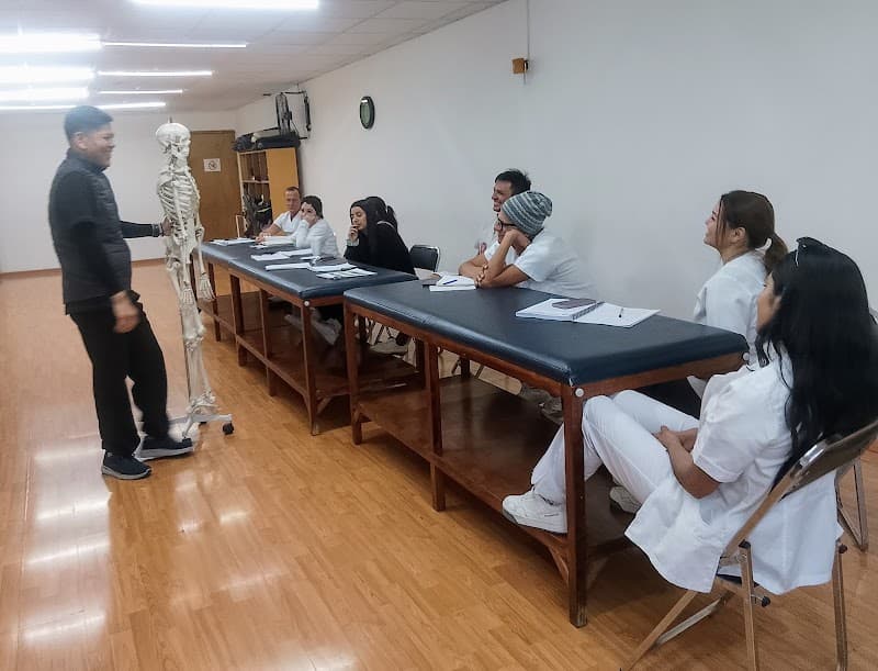 Colegio de Masaje corporativo Cuauhtémoc photo