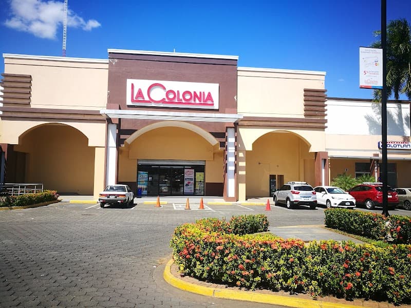 Colonia Rubenia. Managua photo