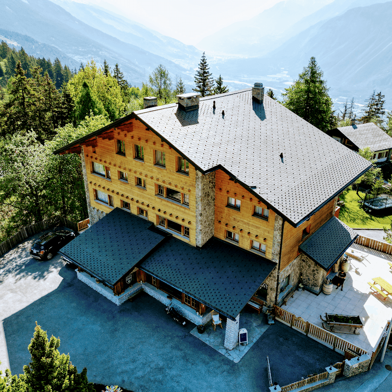 Colorado Riders Chalet / Lodge & Café /Appart'Hôtel Crans-Montana photo