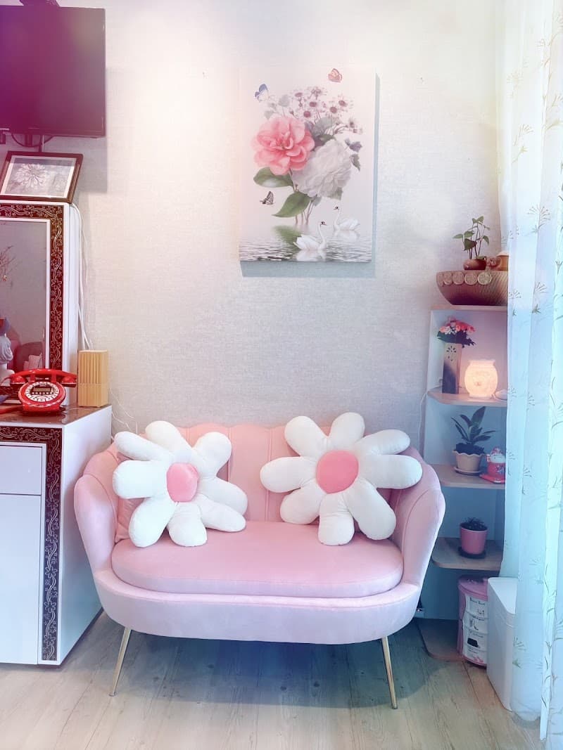 Colorful Beauty & Body Hall Taichung City photo