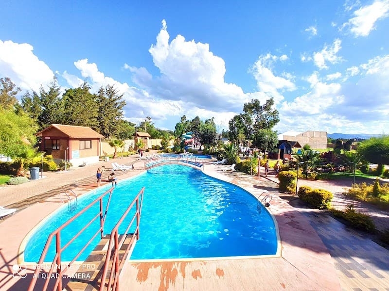 Complejo Recreativo Claros Villa Rivero photo