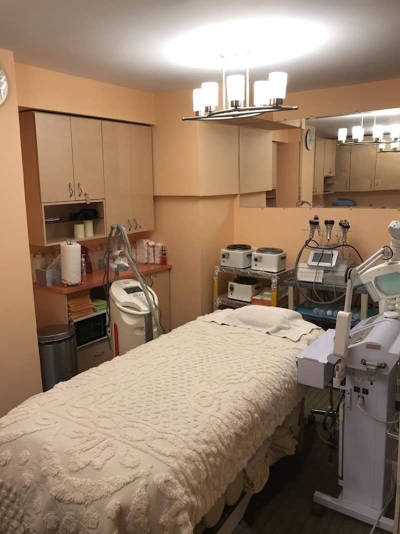 Confidence Beauty Salon & Day Spa in NYC New York photo