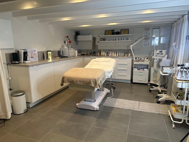 Cooch Clinic Amsterdam photo