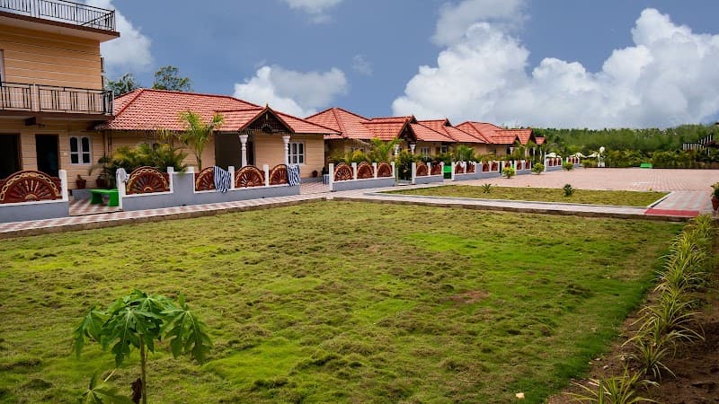 Coorg Maharaja Resorts and Spa photo