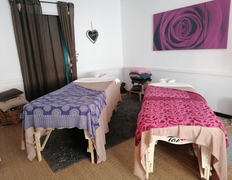 Corinne Benitez Réflexothérapeute Masseuse à l'essentiel Olonzac photo