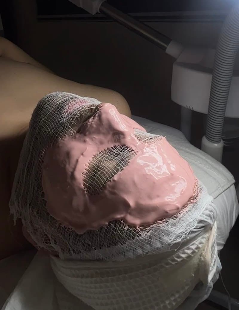 Cosmetologo Yahir Leyva Tijuana photo