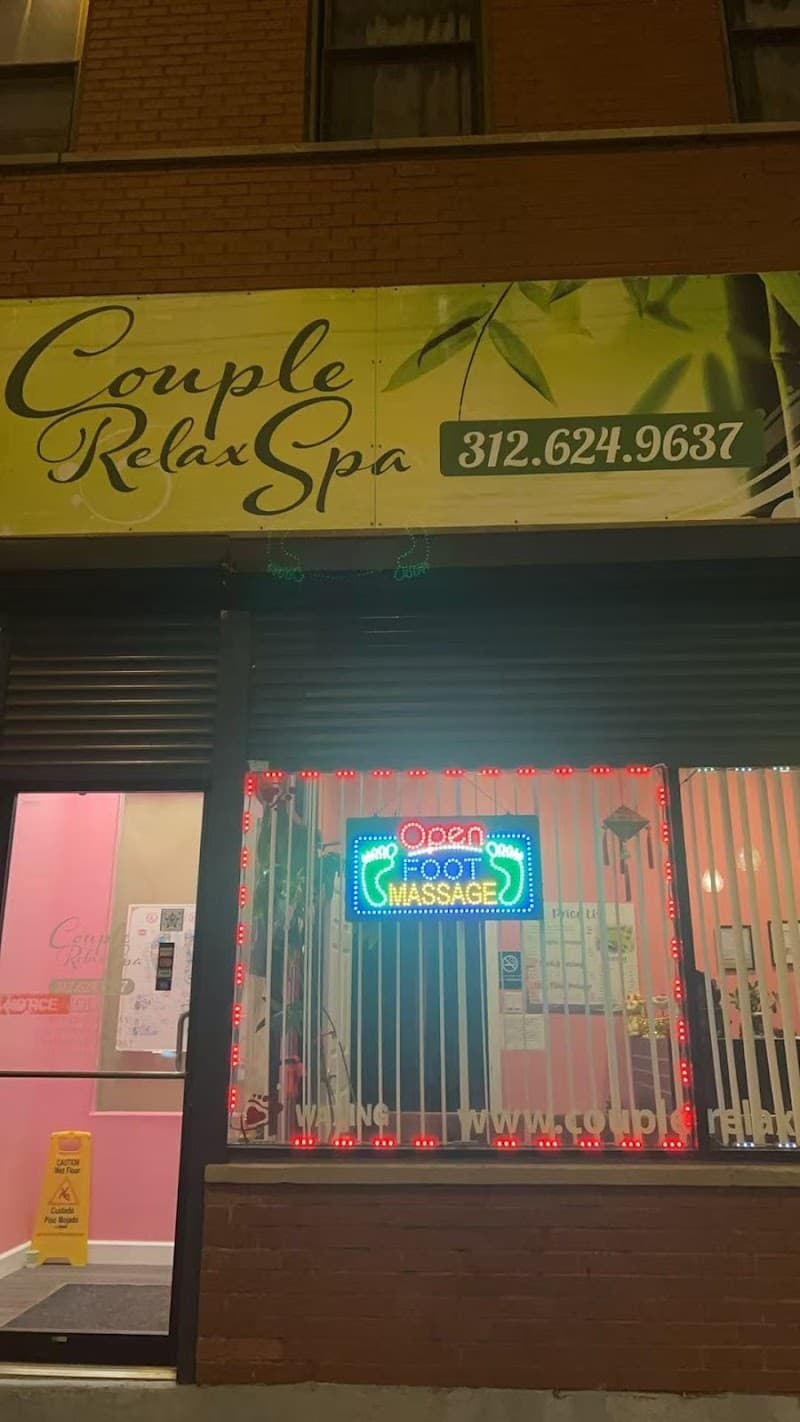 Couple Relax Spa Chicago photo