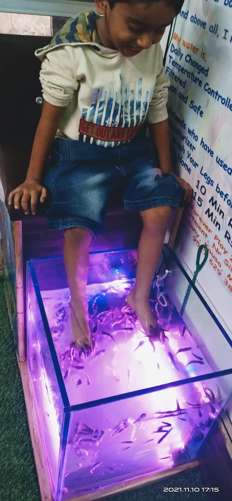 Crazy Fish Spa Mumbai photo