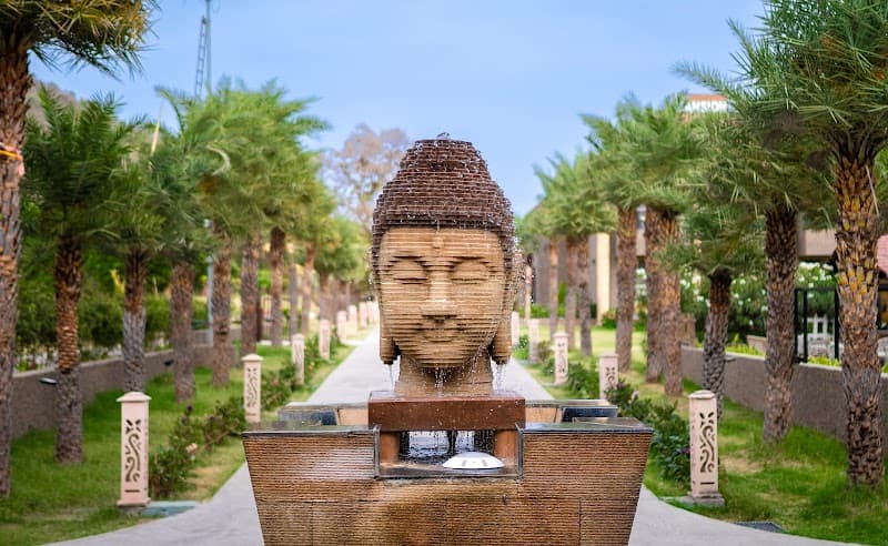 Crescent Spa and Resor Indore photo