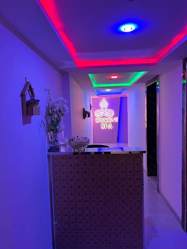 Crescent spa massage center Muscat photo