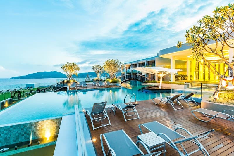 Crest Resort and Pool Villas Phuket photo