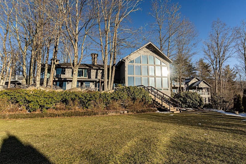 Crestwood Resort and Spa Boone photo
