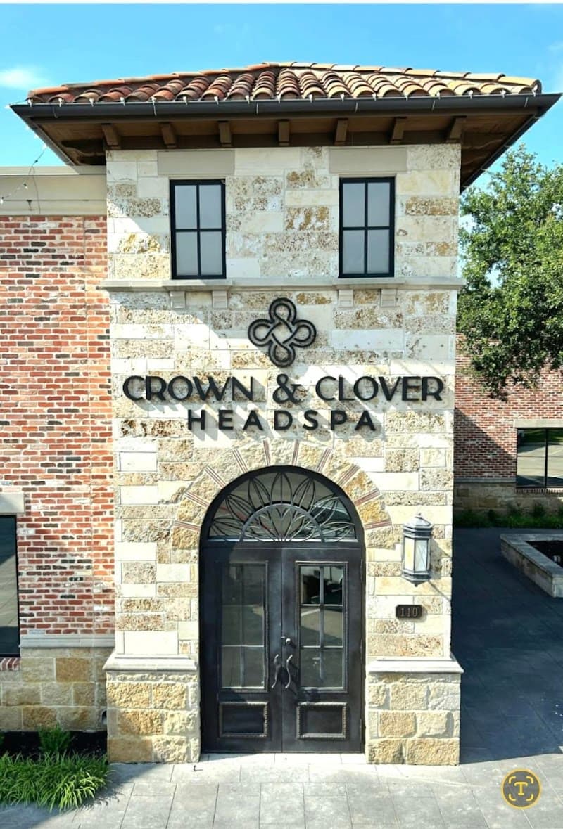 Crown and Clover Headspa Coppell photo