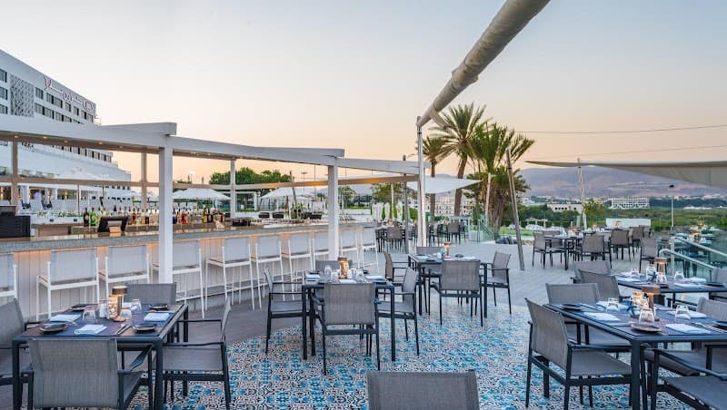 Crowne Plaza Muscat by IHG photo