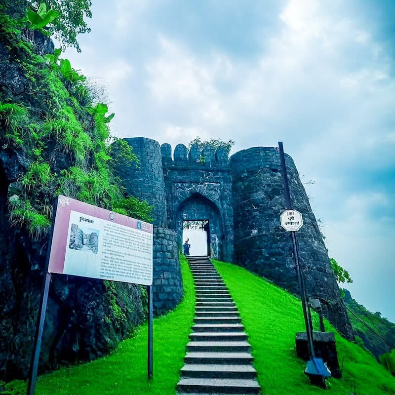 Crowne Plaza Pune City Centre by IHG photo