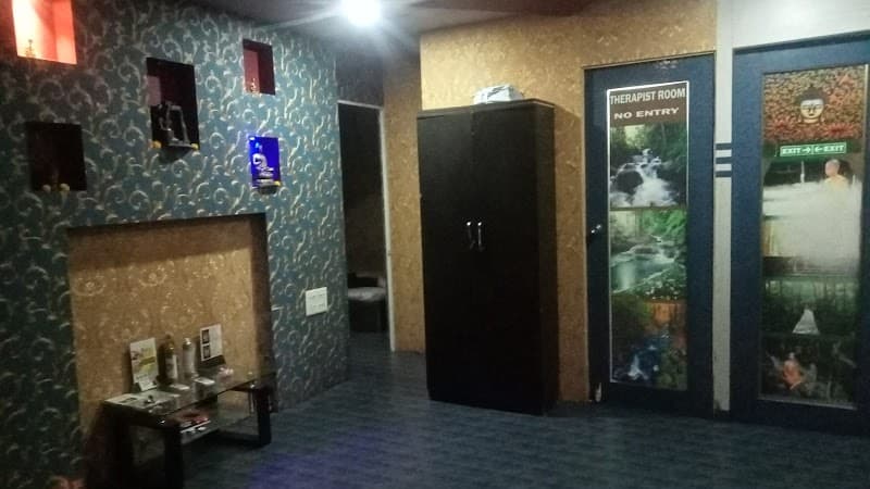Crystal Wellness Spa Wanwadi Pune photo
