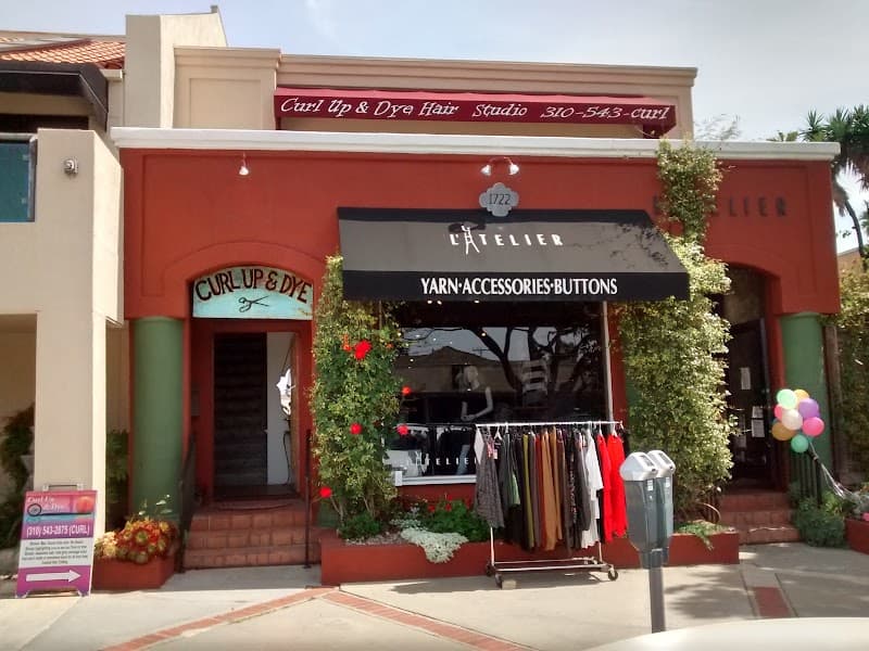 Curl Up & Dye Hair Studio Redondo Beach photo