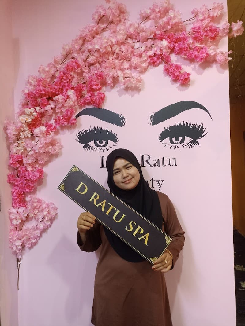 D Sri Ratu Beauty Ijok photo