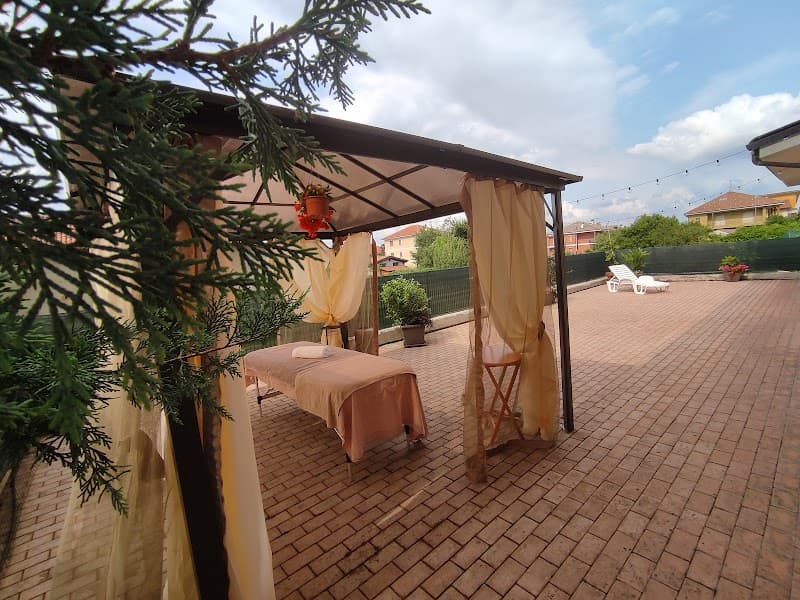 Dafne Centro Benessere Piscina photo