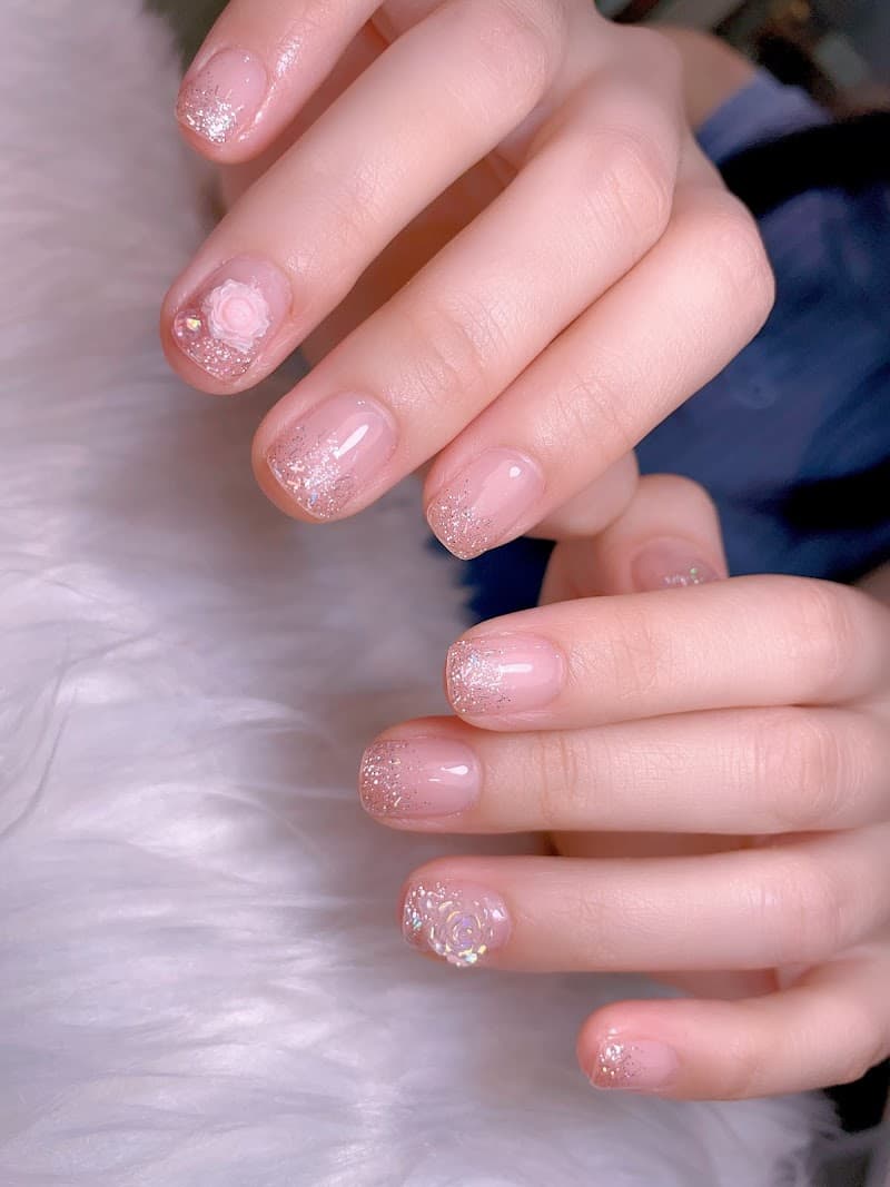 Dai Qun Nail, Eyelash, Beauty & Body Huwei Township photo