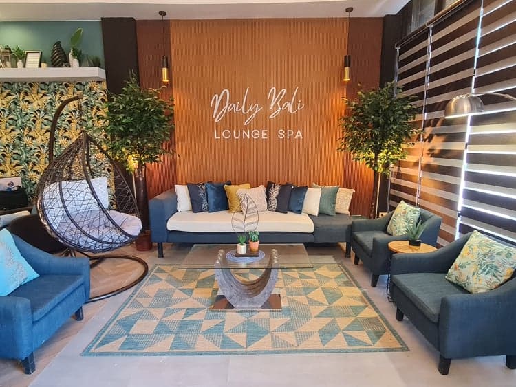 Daily Bali Lounge Spa Cabanatuan City photo